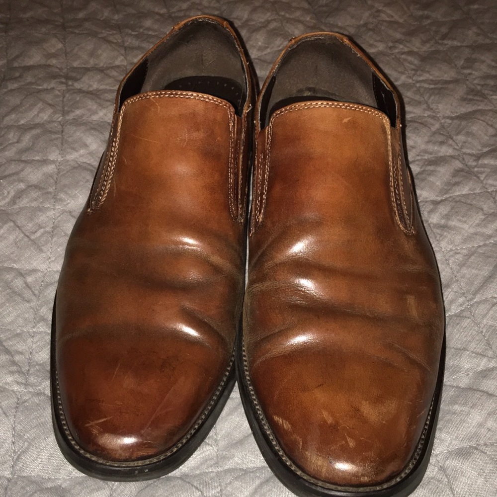 Dress shoes
